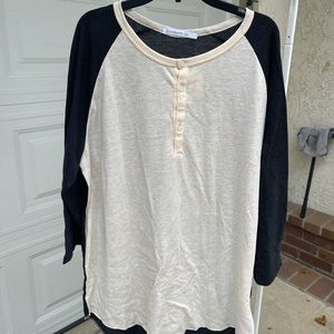 Urban Outfitters Brand Alternative, Quarter Sleeve